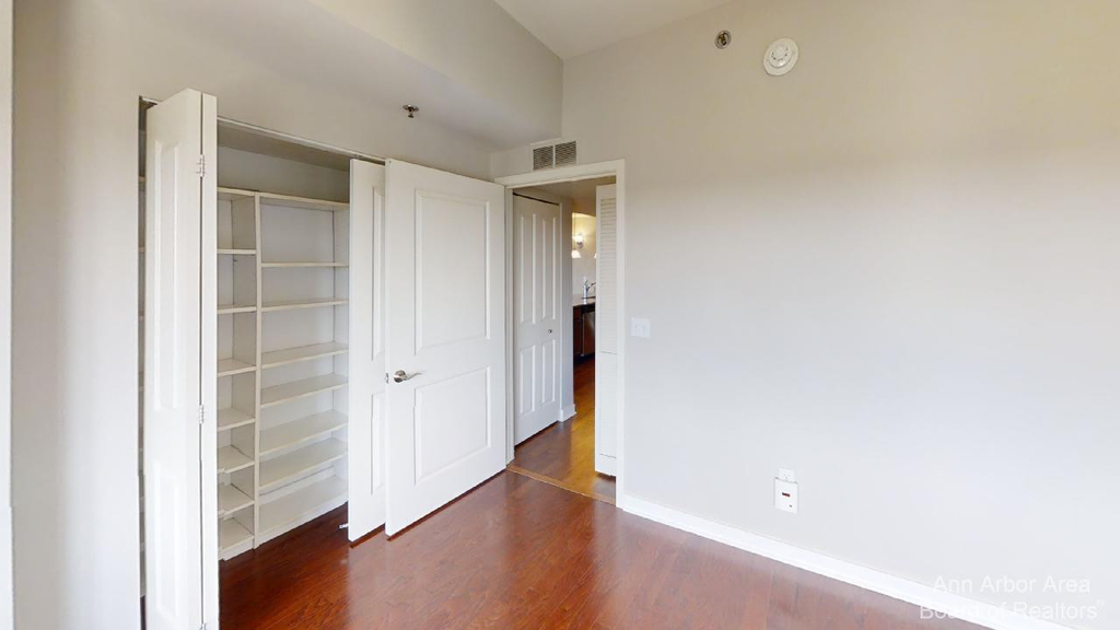 111 N Ashley Street - Photo 24