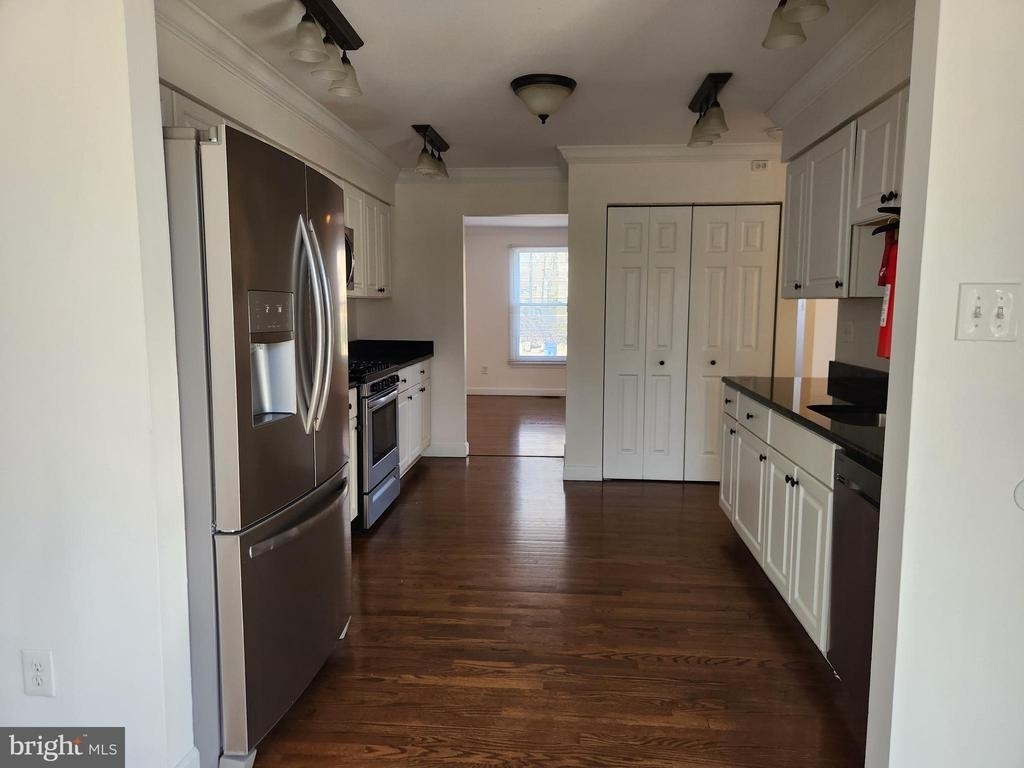 4 Oriole Drive - Photo 4