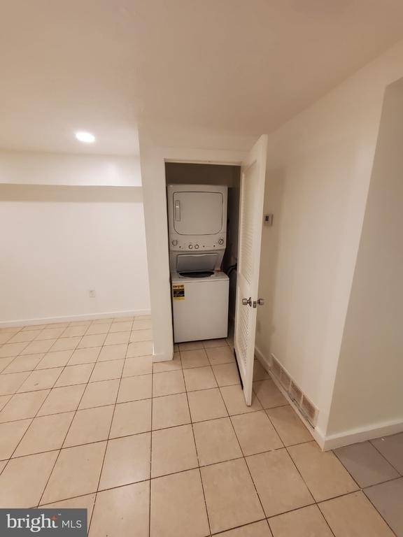 1909 Dutch Village Drive - Photo 1