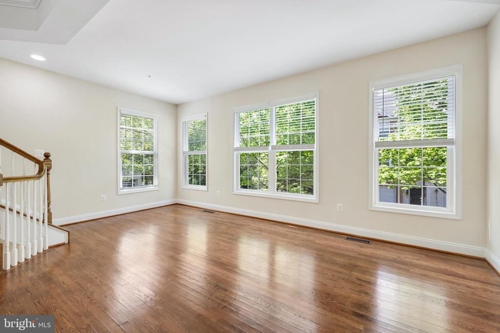8341 Broderick Circle - Photo 5