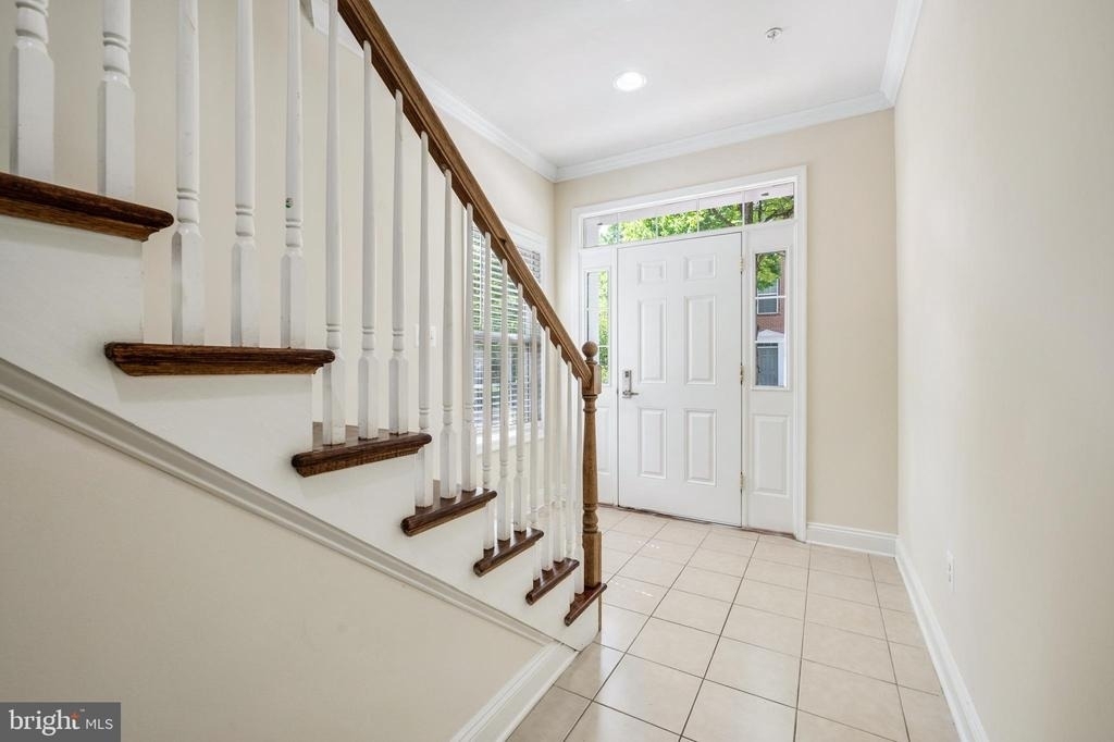 8341 Broderick Circle - Photo 3