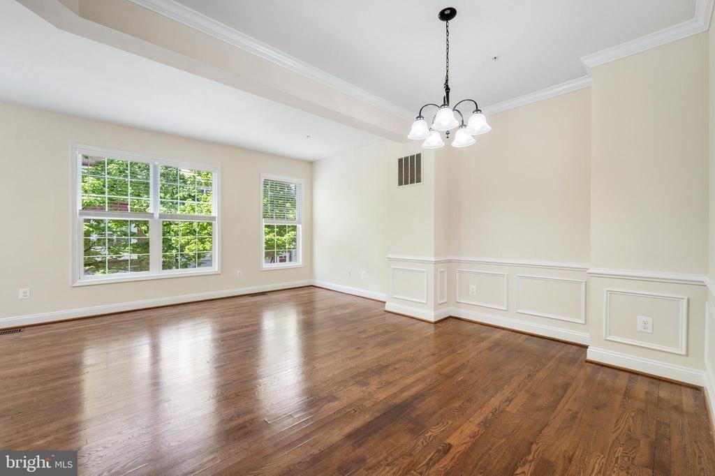 8341 Broderick Circle - Photo 8