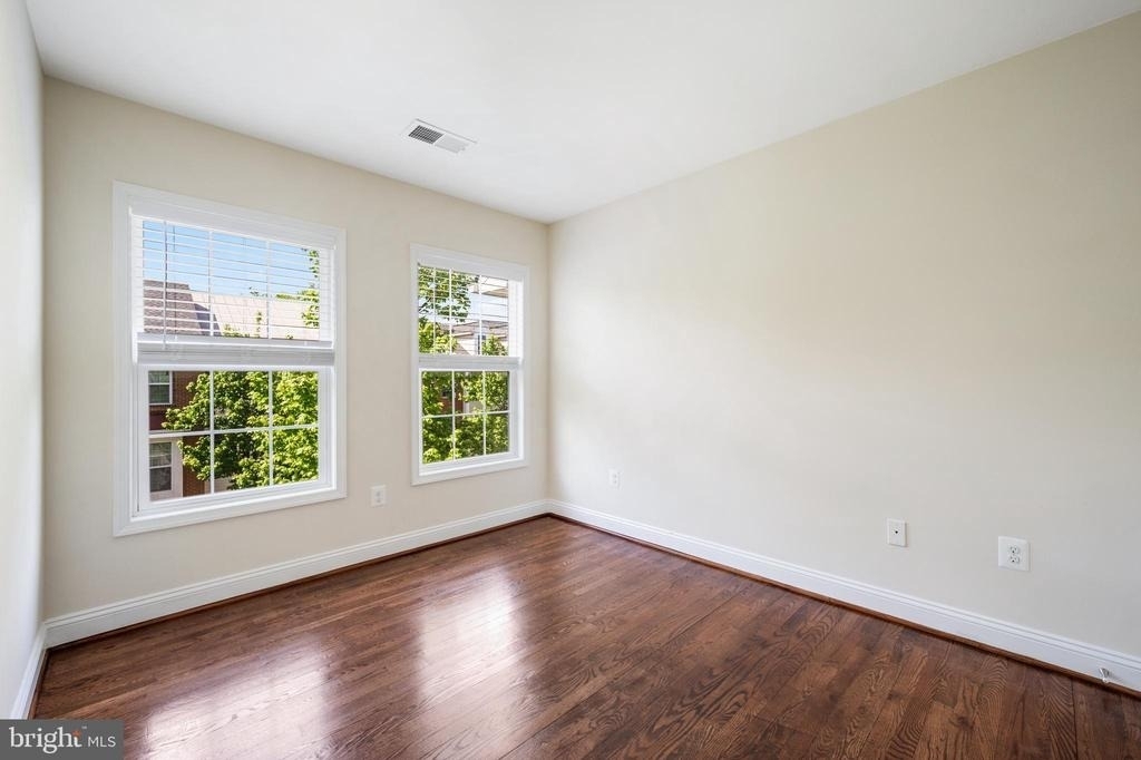 8341 Broderick Circle - Photo 22