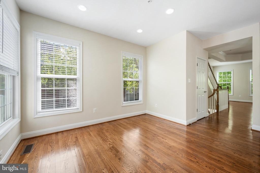 8341 Broderick Circle - Photo 15