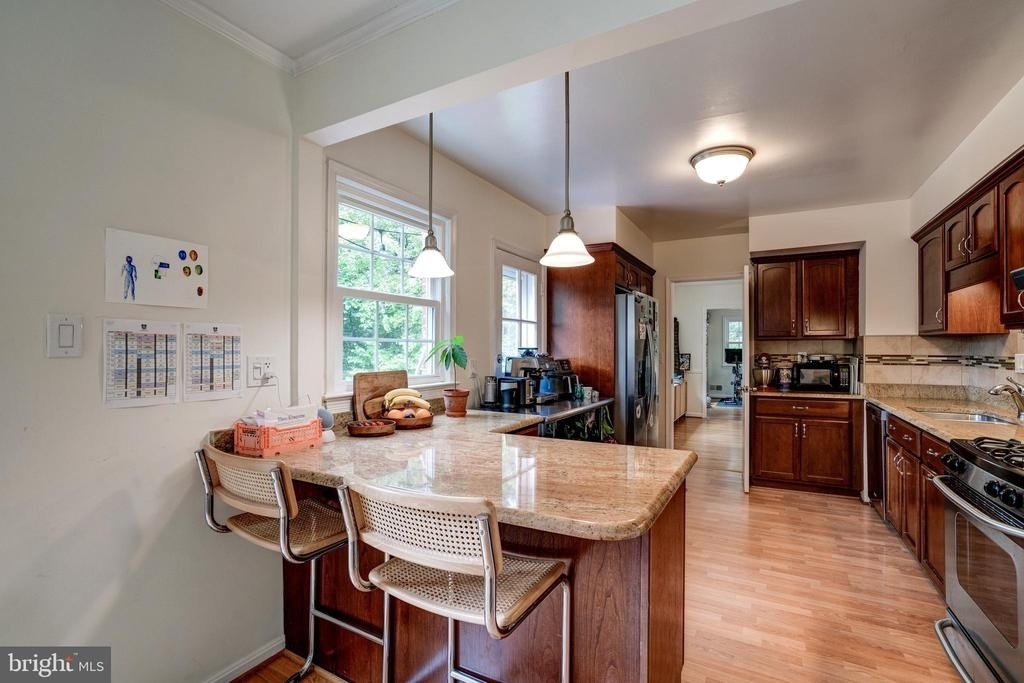 7525 Cayuga Avenue - Photo 16