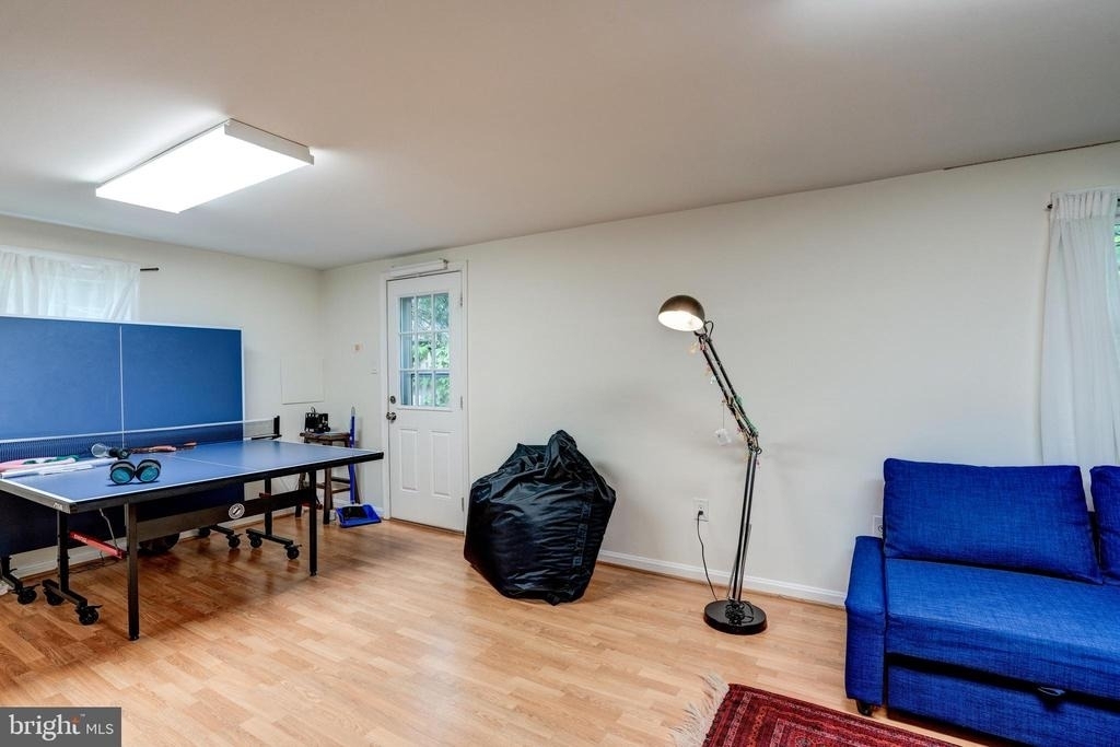 7525 Cayuga Avenue - Photo 35