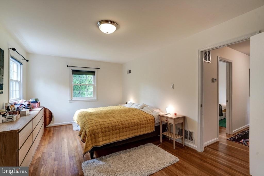 7525 Cayuga Avenue - Photo 24