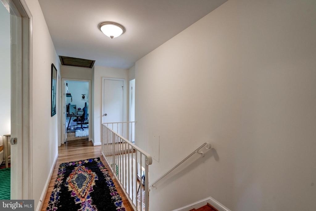 7525 Cayuga Avenue - Photo 21