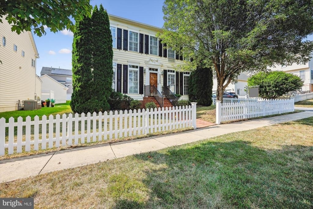 23104 Cypress Circle - Photo 1