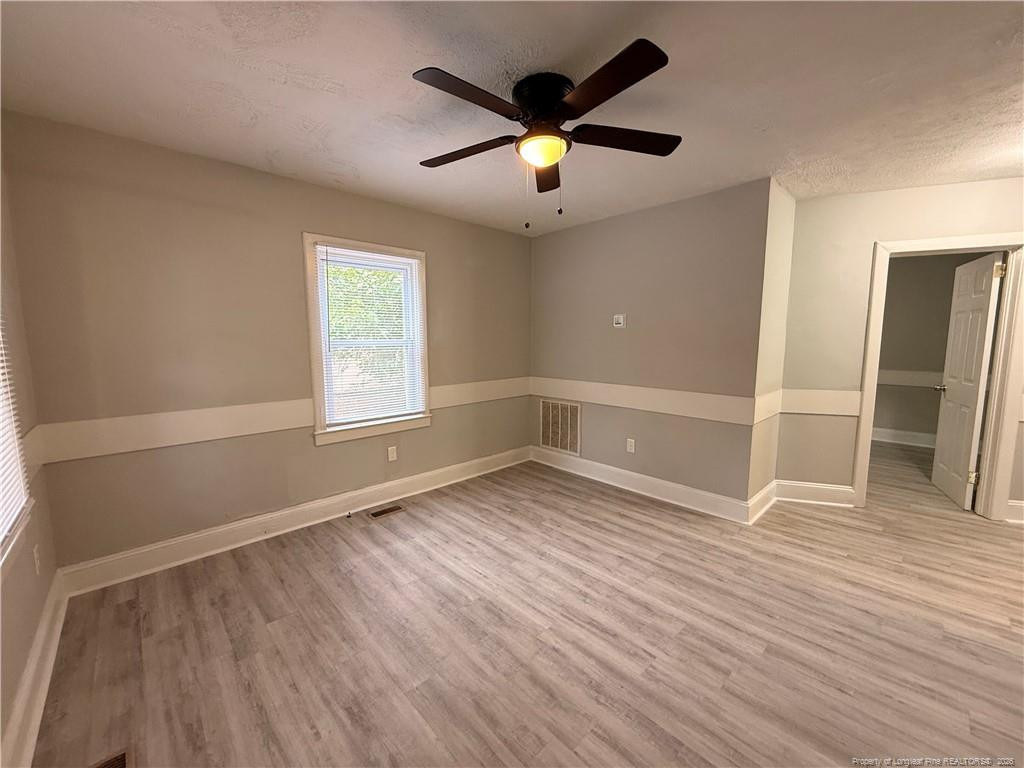 1106 Clark Street - Photo 2