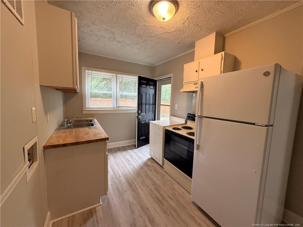 1106 Clark Street - Photo 6