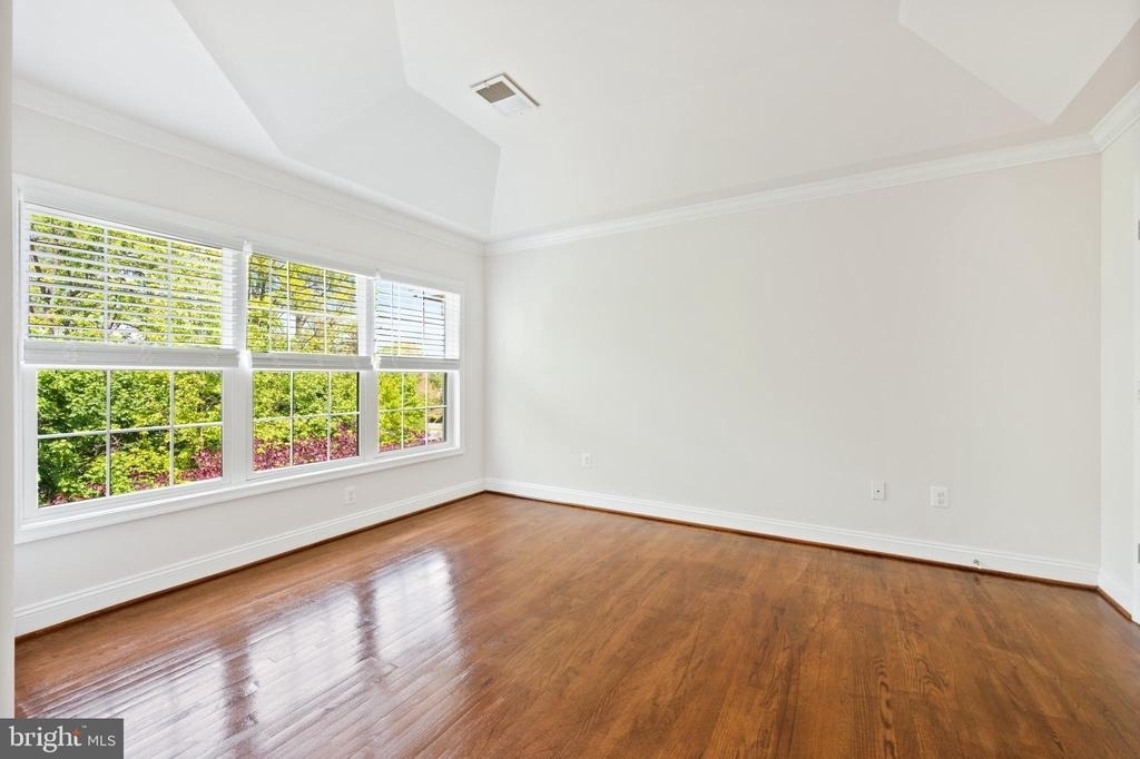 8342 Broderick Circle - Photo 27