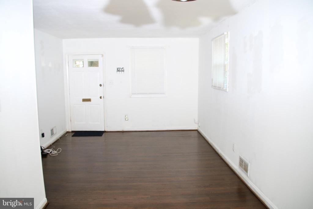 12010 Ashley Drive Se - Photo 4