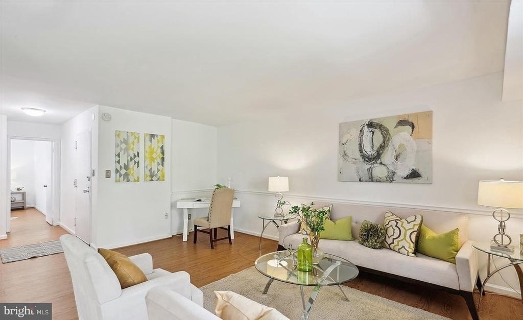10 Monroe Street - Photo 4