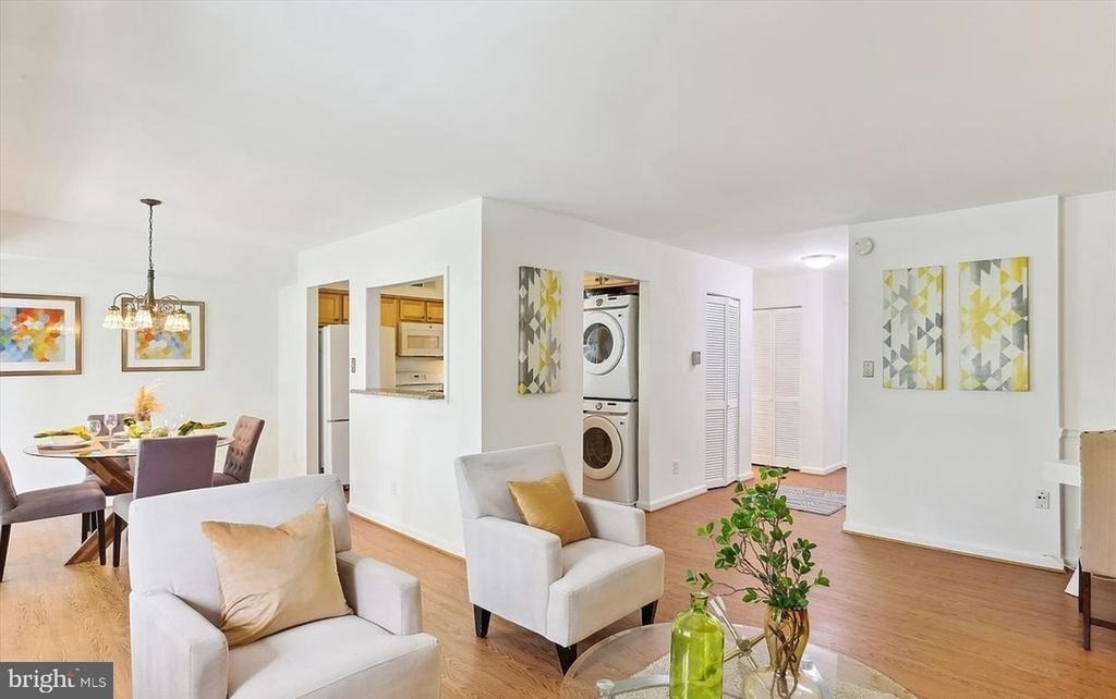 10 Monroe Street - Photo 5