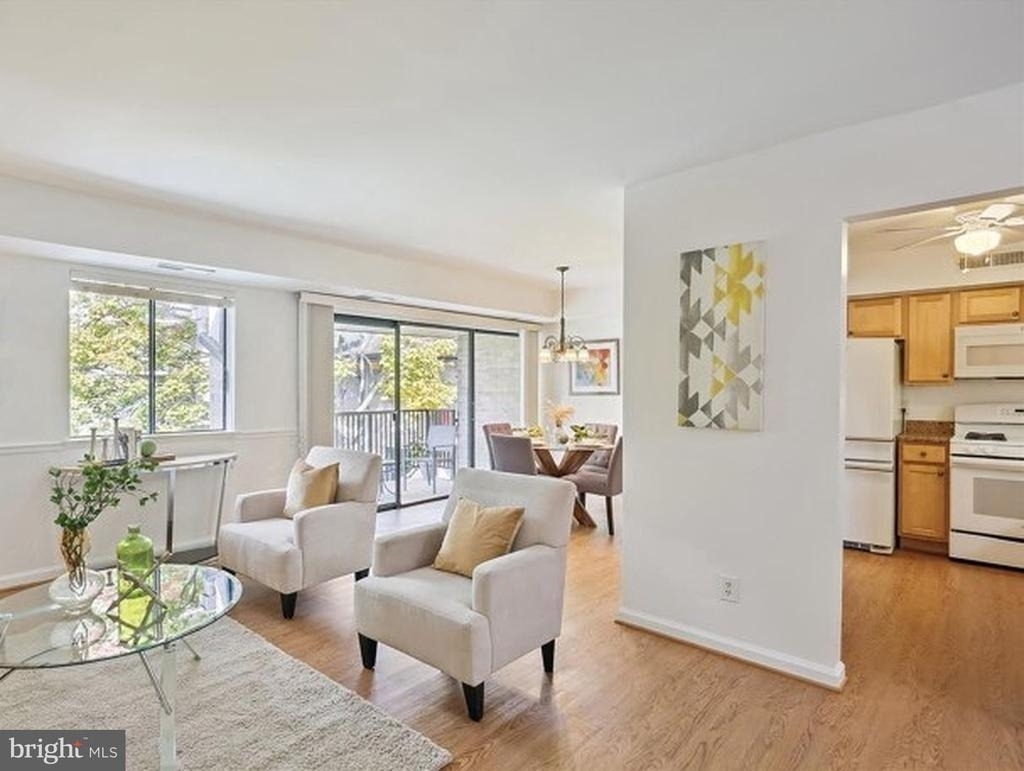10 Monroe Street - Photo 3