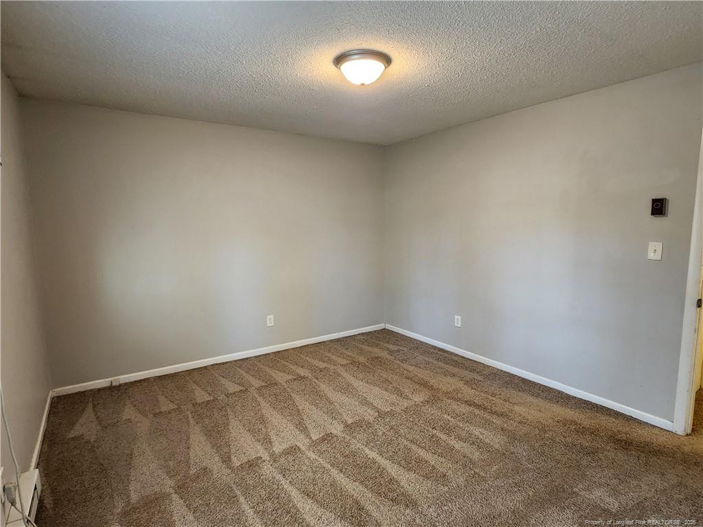 408 Sheila Street - Photo 9