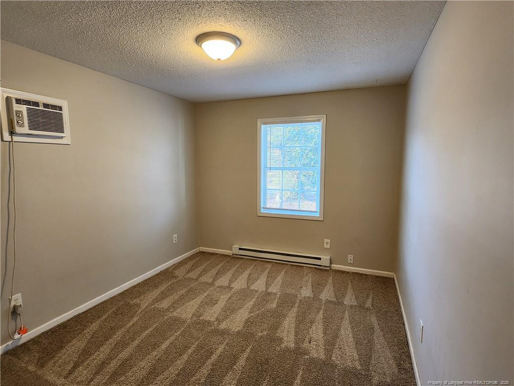408 Sheila Street - Photo 10