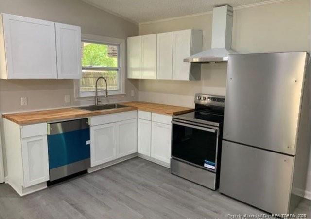1615 Morehead Avenue - Photo 2