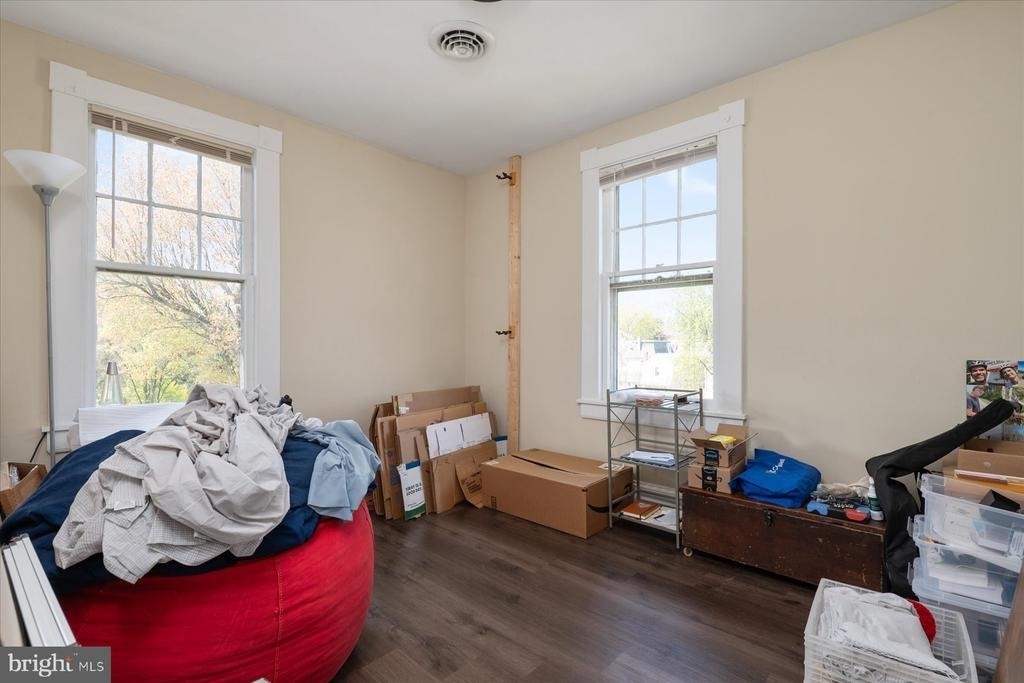104 Maple Avenue - Photo 7