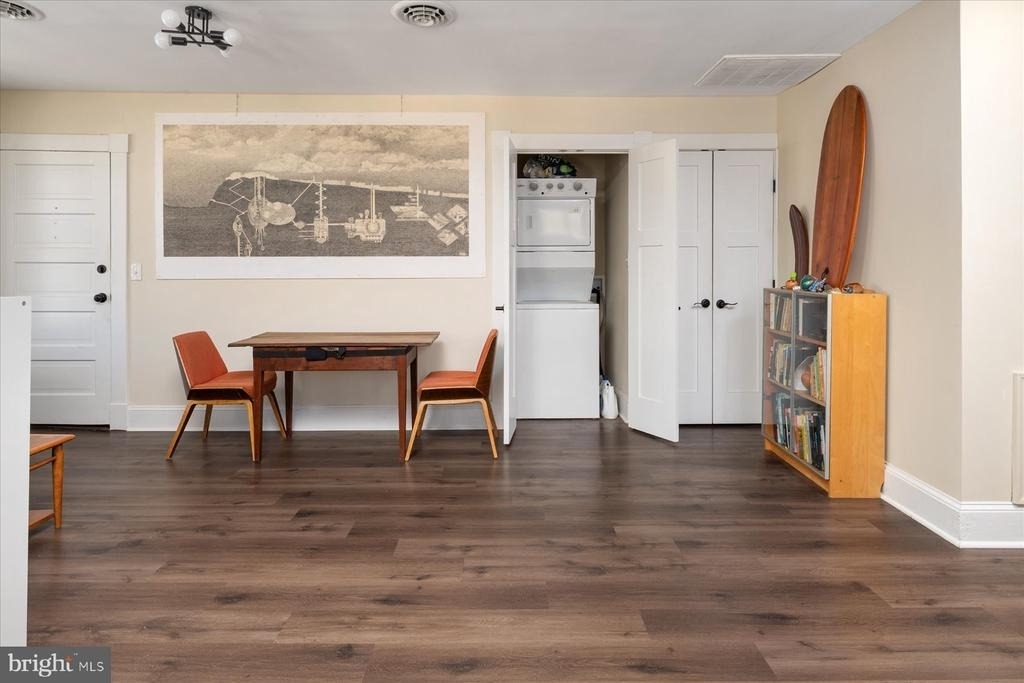 104 Maple Avenue - Photo 5