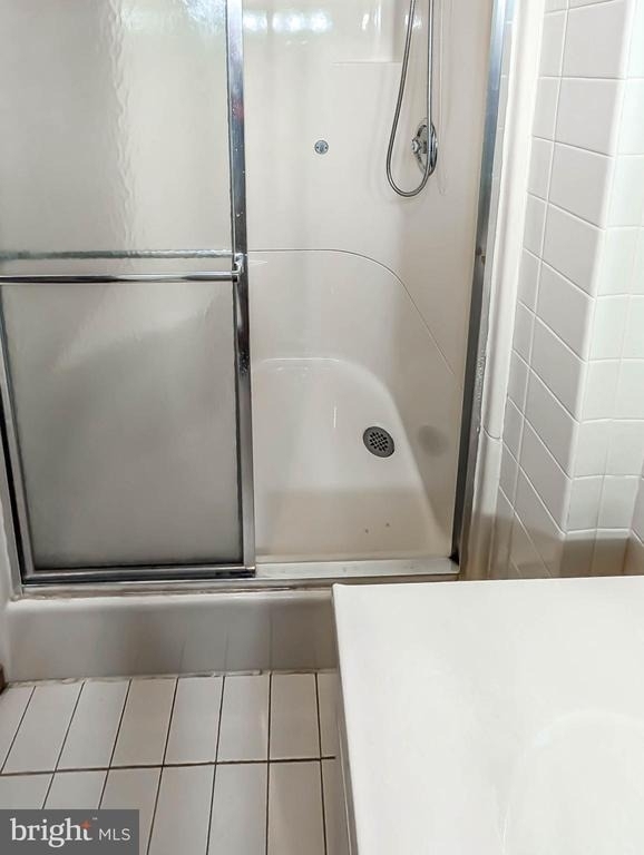 404 Liberty Court - Photo 9