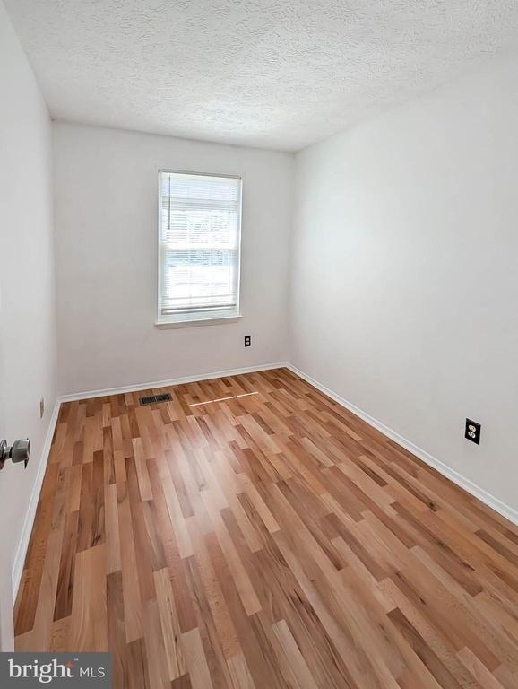 404 Liberty Court - Photo 34