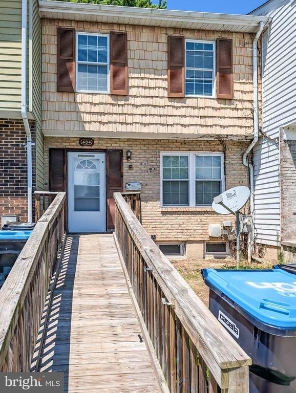 404 Liberty Court - Photo 1
