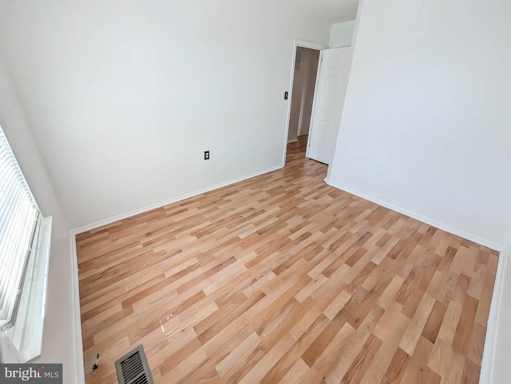 404 Liberty Court - Photo 30