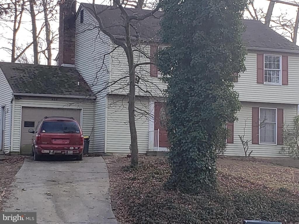 405 Trimble Road - Photo 0