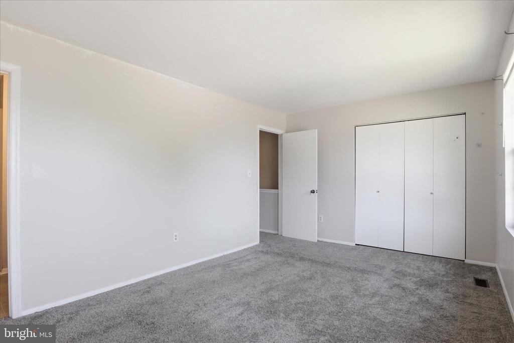 663 Johahn Drive - Photo 8