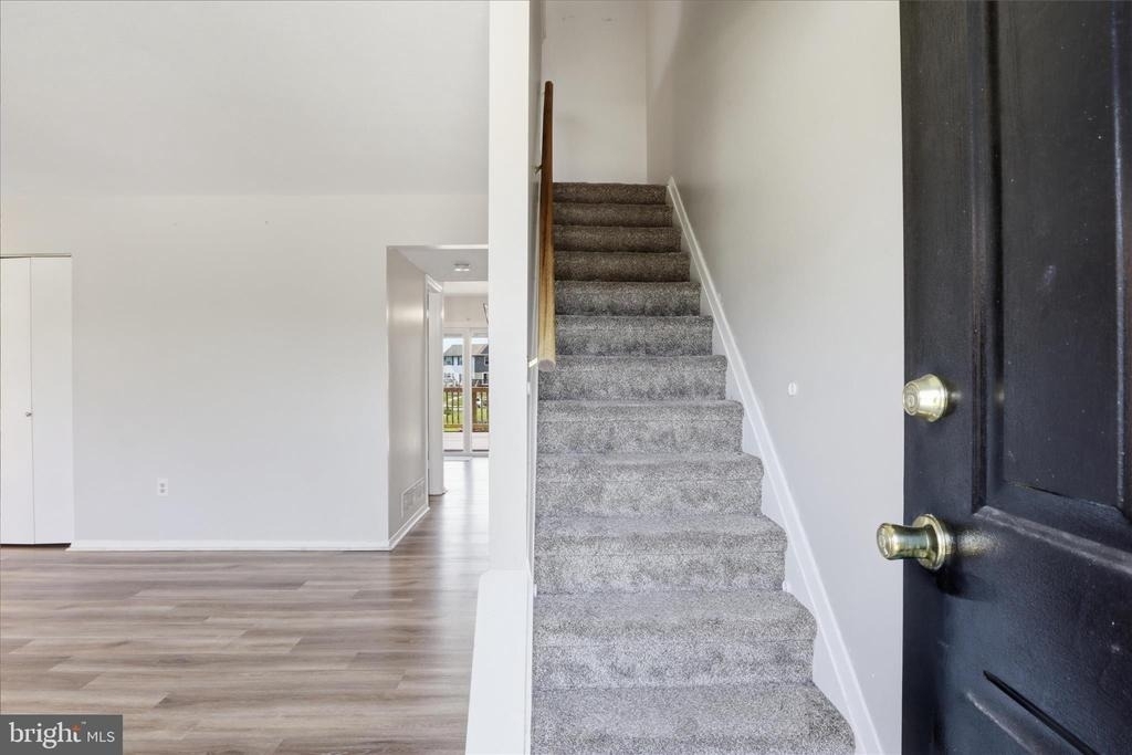 663 Johahn Drive - Photo 7