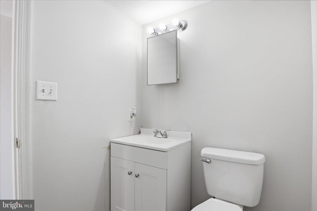 663 Johahn Drive - Photo 6
