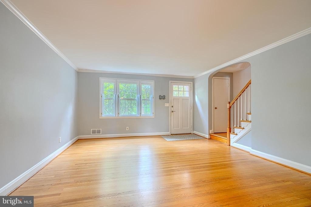 372 Old Trail Road - Photo 5