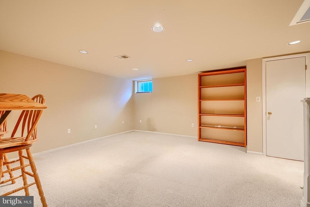 372 Old Trail Road - Photo 32