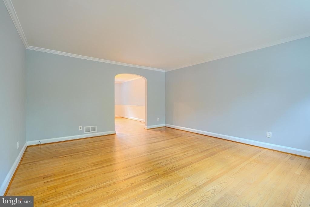 372 Old Trail Road - Photo 3