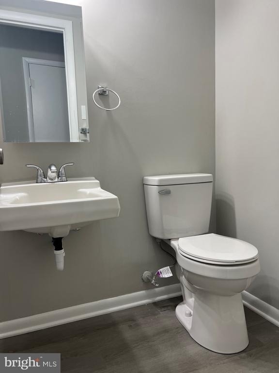 406 Essexwood Court - Photo 13