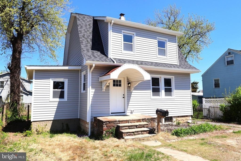 5110 Kenwood Avenue - Photo 0