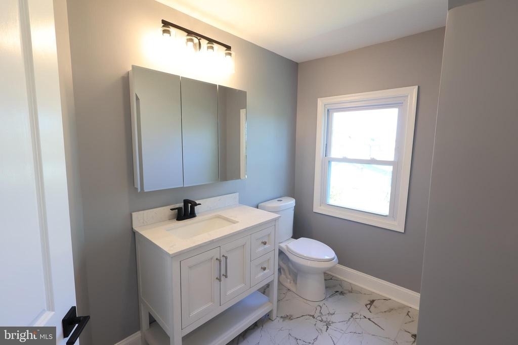 5110 Kenwood Avenue - Photo 19