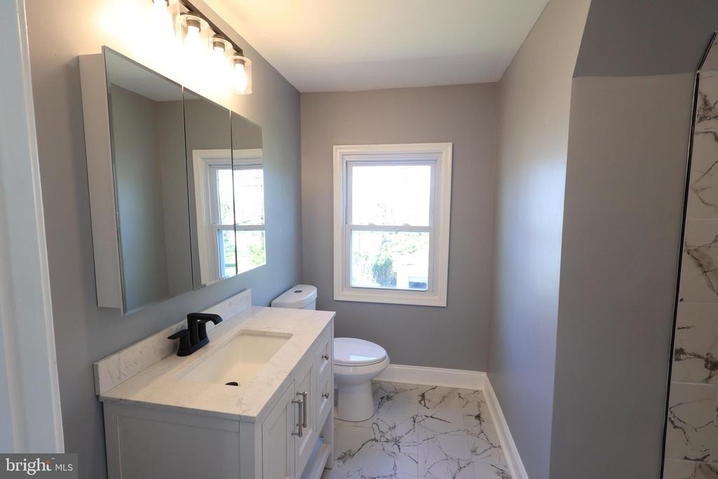 5110 Kenwood Avenue - Photo 18
