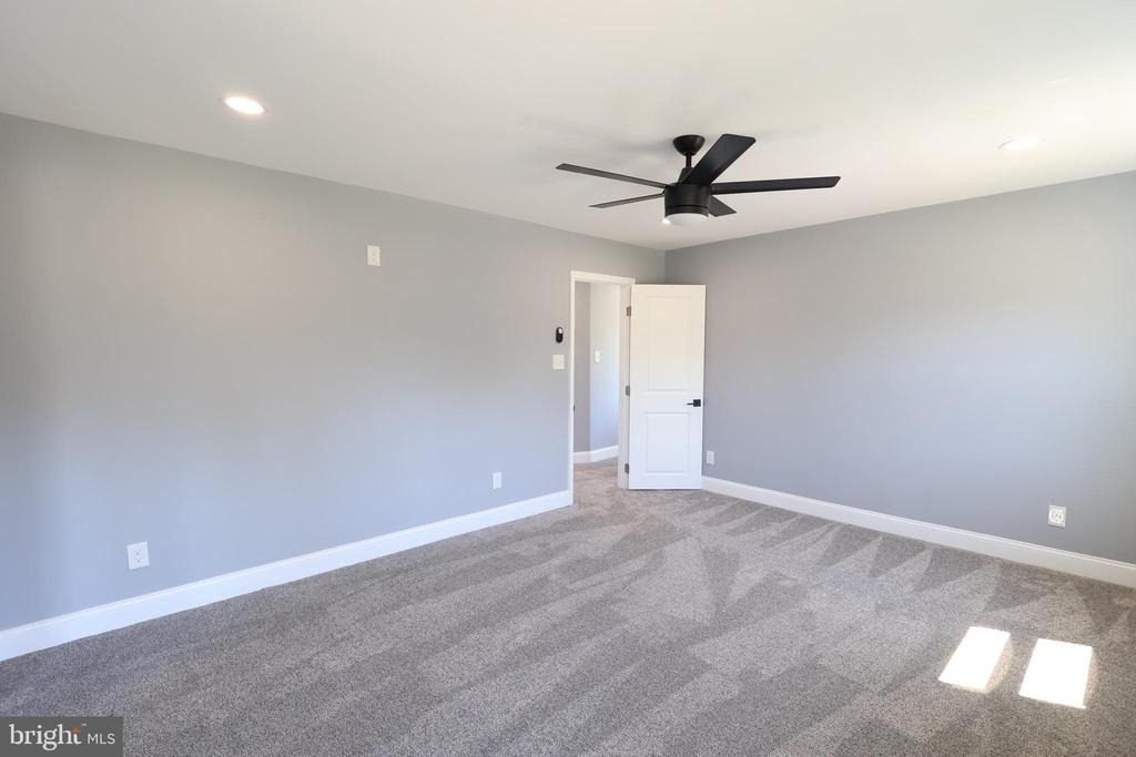5110 Kenwood Avenue - Photo 25