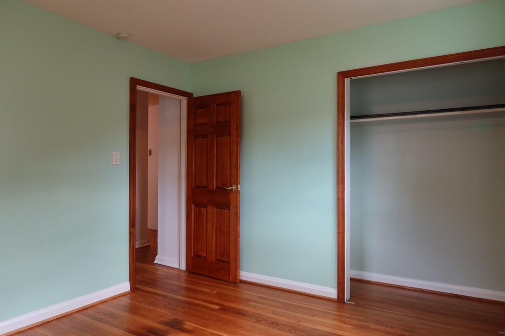 109 Deep Dale Drive - Photo 13