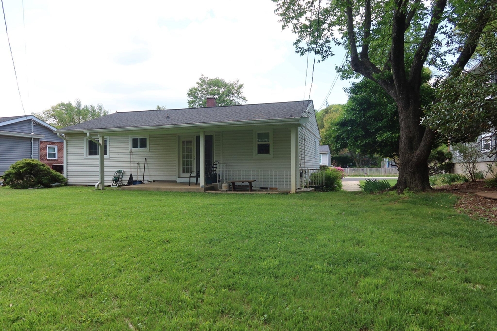 109 Deep Dale Drive - Photo 17