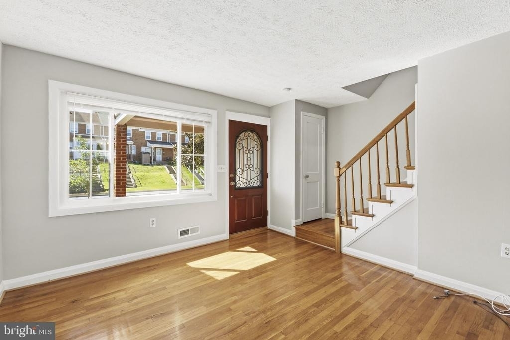 7124 Gough Street - Photo 3
