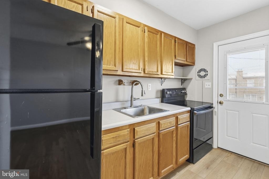 7124 Gough Street - Photo 9