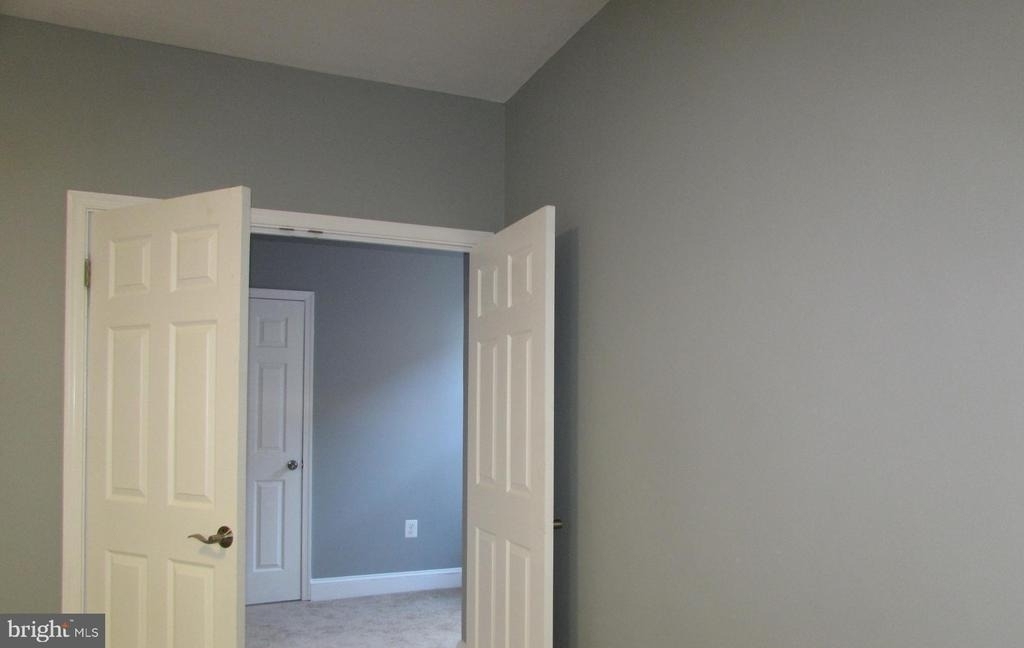 2735 Chesterfield Avenue - Photo 20