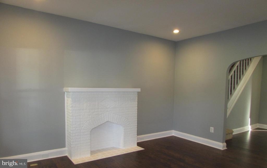 2735 Chesterfield Avenue - Photo 11
