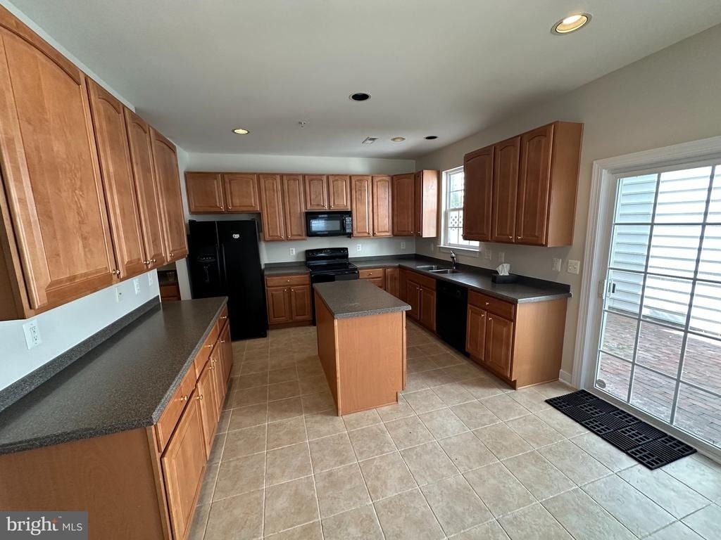 33176 Denton Street - Photo 6
