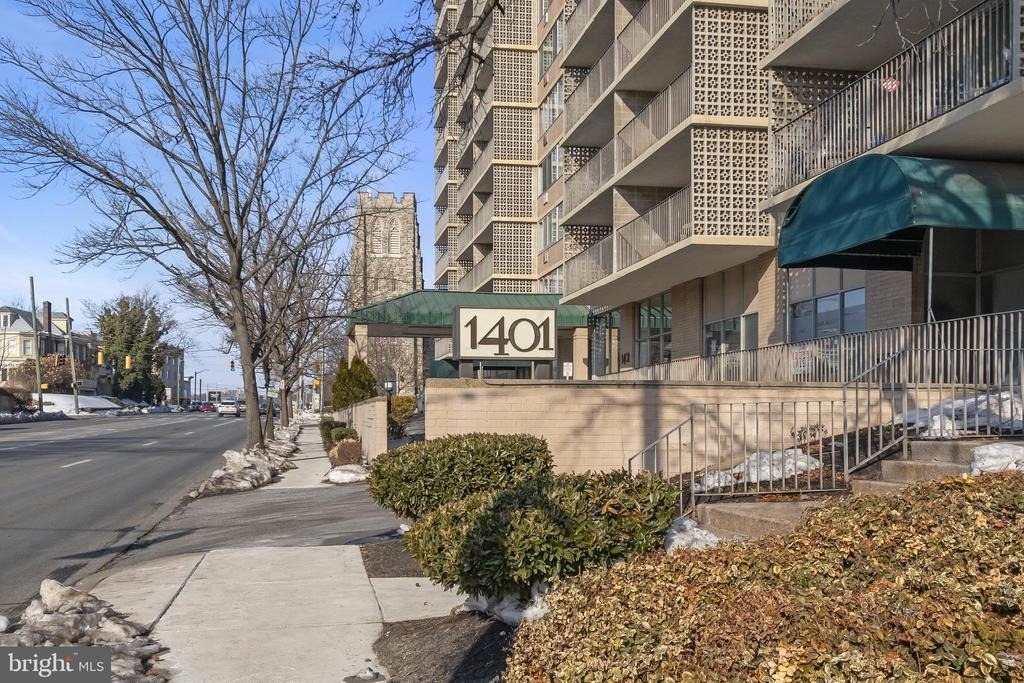 1401 Pennsylvania Avenue - Photo 1