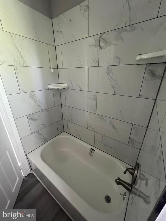 1000 W 8th Street - Photo 10